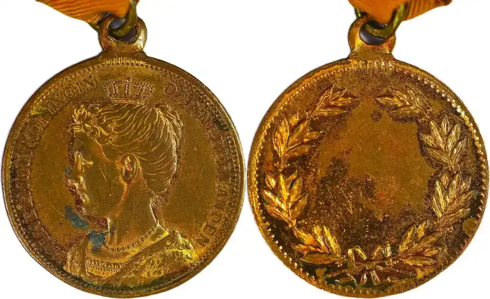 Netherlands Historical medal C.A 1898 Wilhelmina, Königin der Niederlande – Ehrenmedaille mit Lorbeerkranz VF+ - Sehr gut bewertet