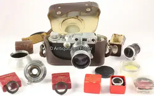 Deutsches Reich / Wetzlar 1936 / 1939 / 1949 Leica III mit Leitz Elmar f = 5 cm 1 3,5 und Summitar f = 5 cm 1 2 / Zubehör 2-3 | Sofort lieferbar