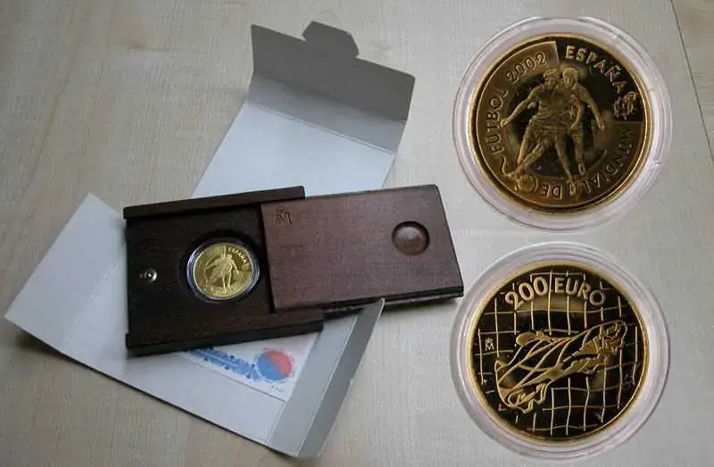 Sofort lieferbar | Spanien 2002 200 Euro Fußball WM, incl. Holzkassette und Zertifikat ! PP