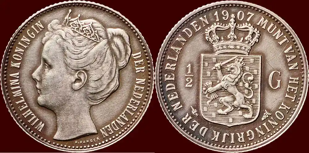 Neu hinzugefügt | Koninkrijk der Nederlanden ½ Gulden 1907 NEDERLAND (NETHERLANDS, KINGDOM) – WILHELMINA, 1890-1948 – Bijzonder attractief exemplaar met een vz patina.