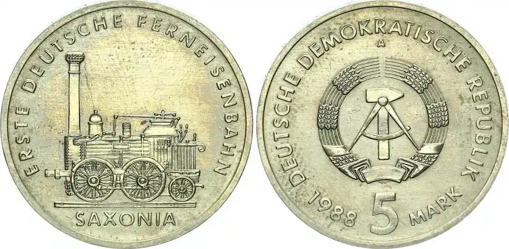DDR 5 Mark 1988 A Gedenkmünze Ferneisenbahn Lokomotive SAXONIA fast stempelglanz - Extra sparen